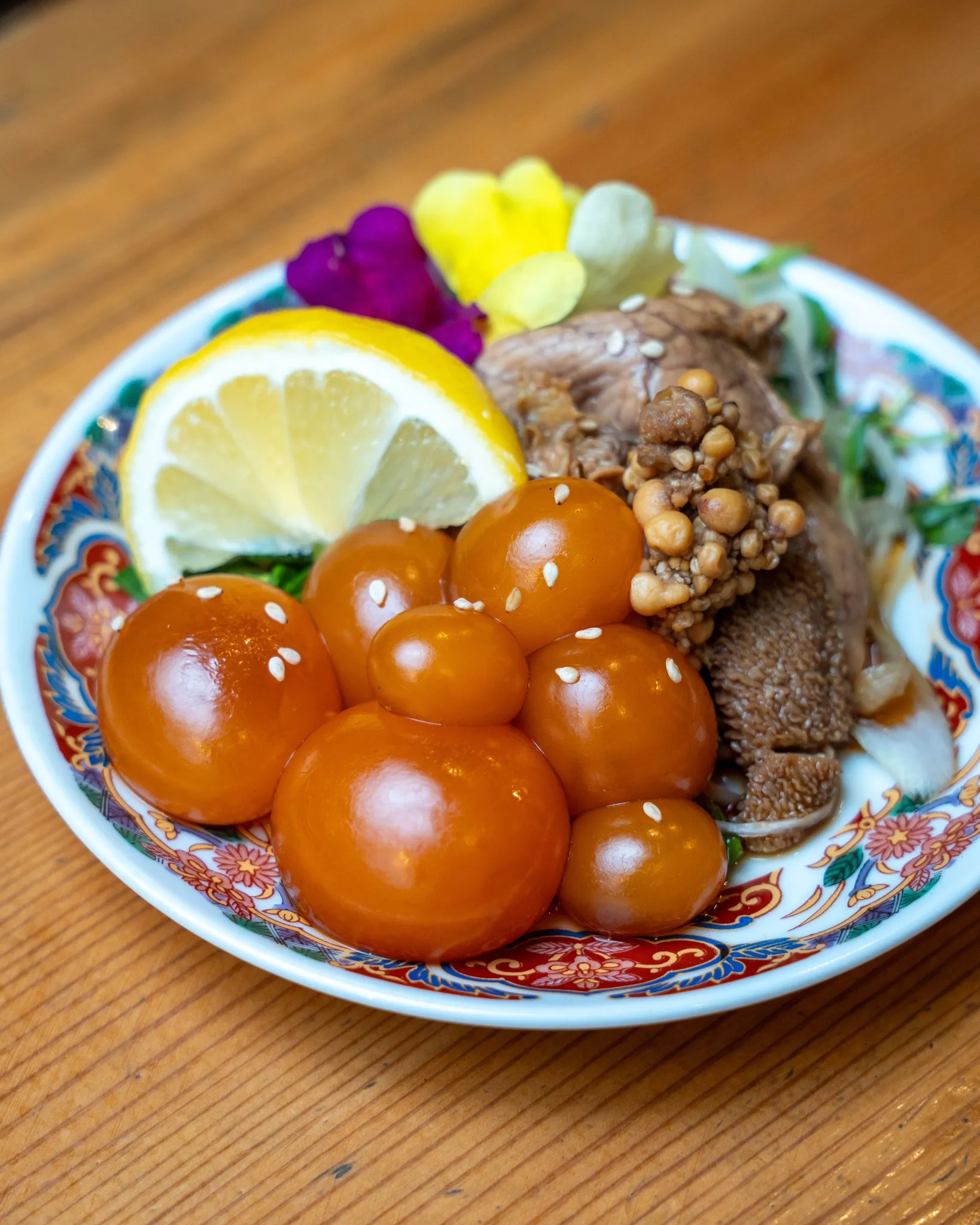 海鮮や炭焼き鳥など創作料理が充実しています！