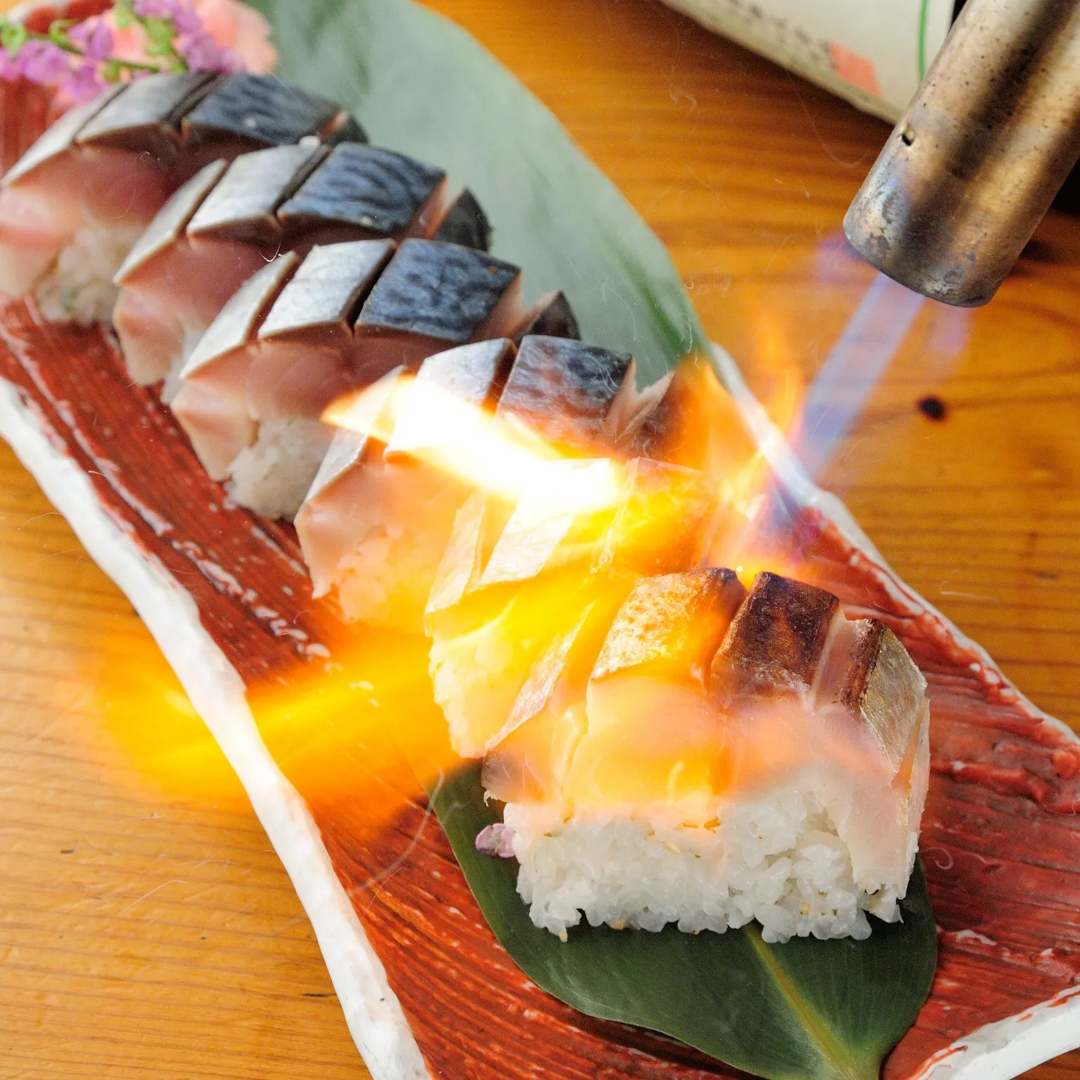 海鮮や炭焼き鳥など創作料理が充実しています！