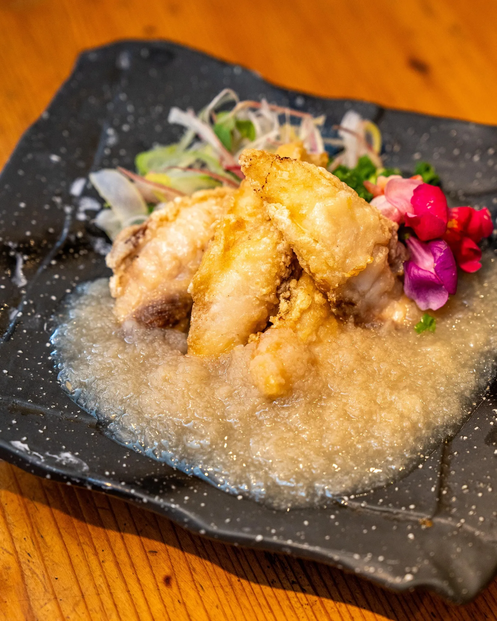 海鮮や炭焼き鳥など創作料理が充実しています！