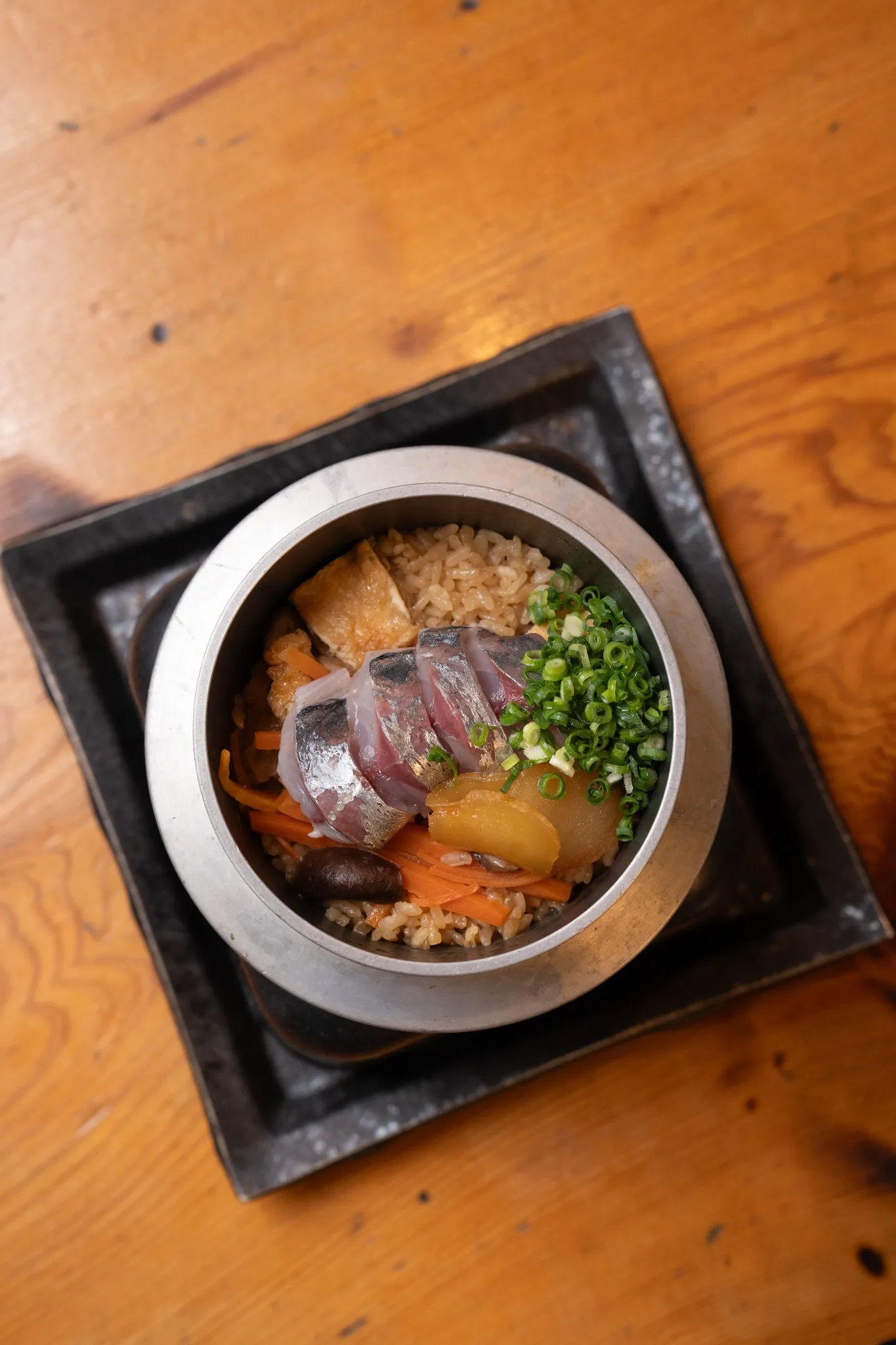 海鮮や炭焼き鳥など創作料理が充実しています！