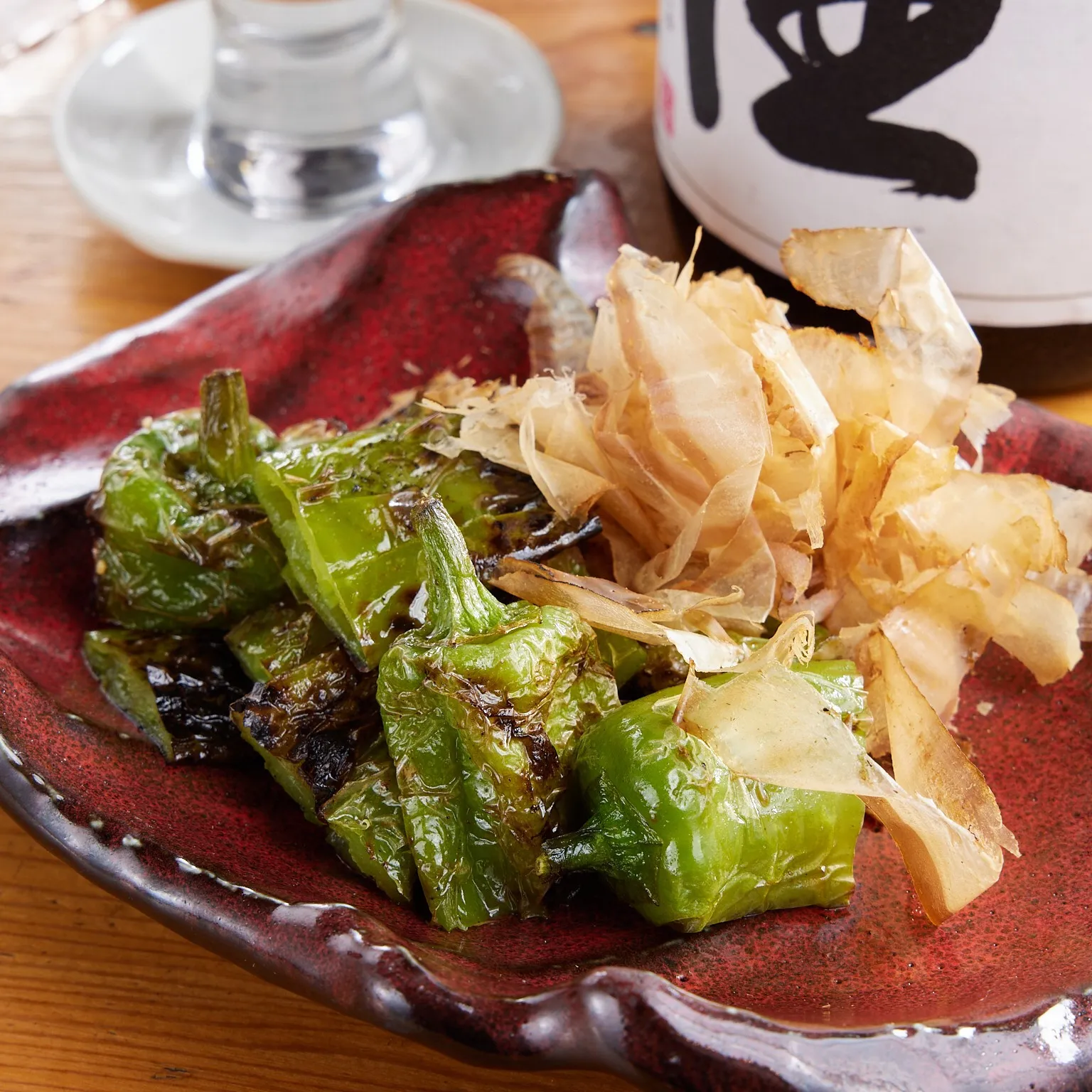 海鮮や炭焼き鳥など創作料理が充実しています！