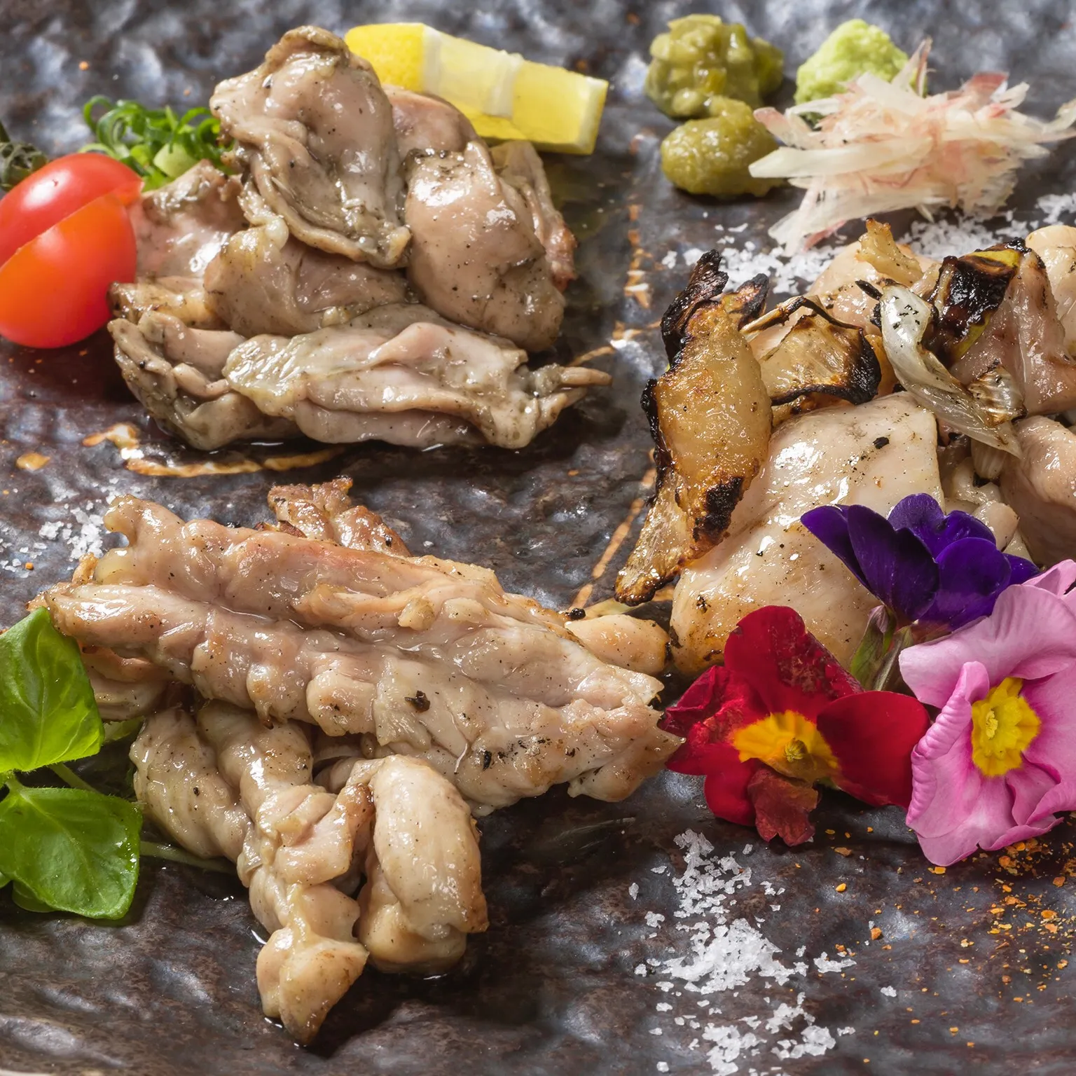 海鮮や炭焼き鳥など創作料理が充実しています！