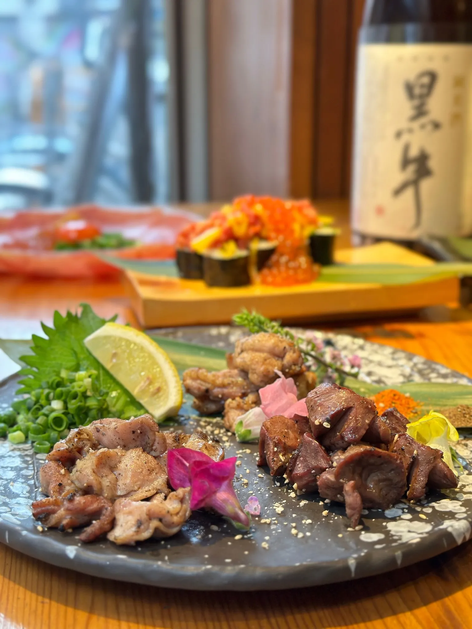 海鮮や炭焼き鳥など創作料理が充実しています！