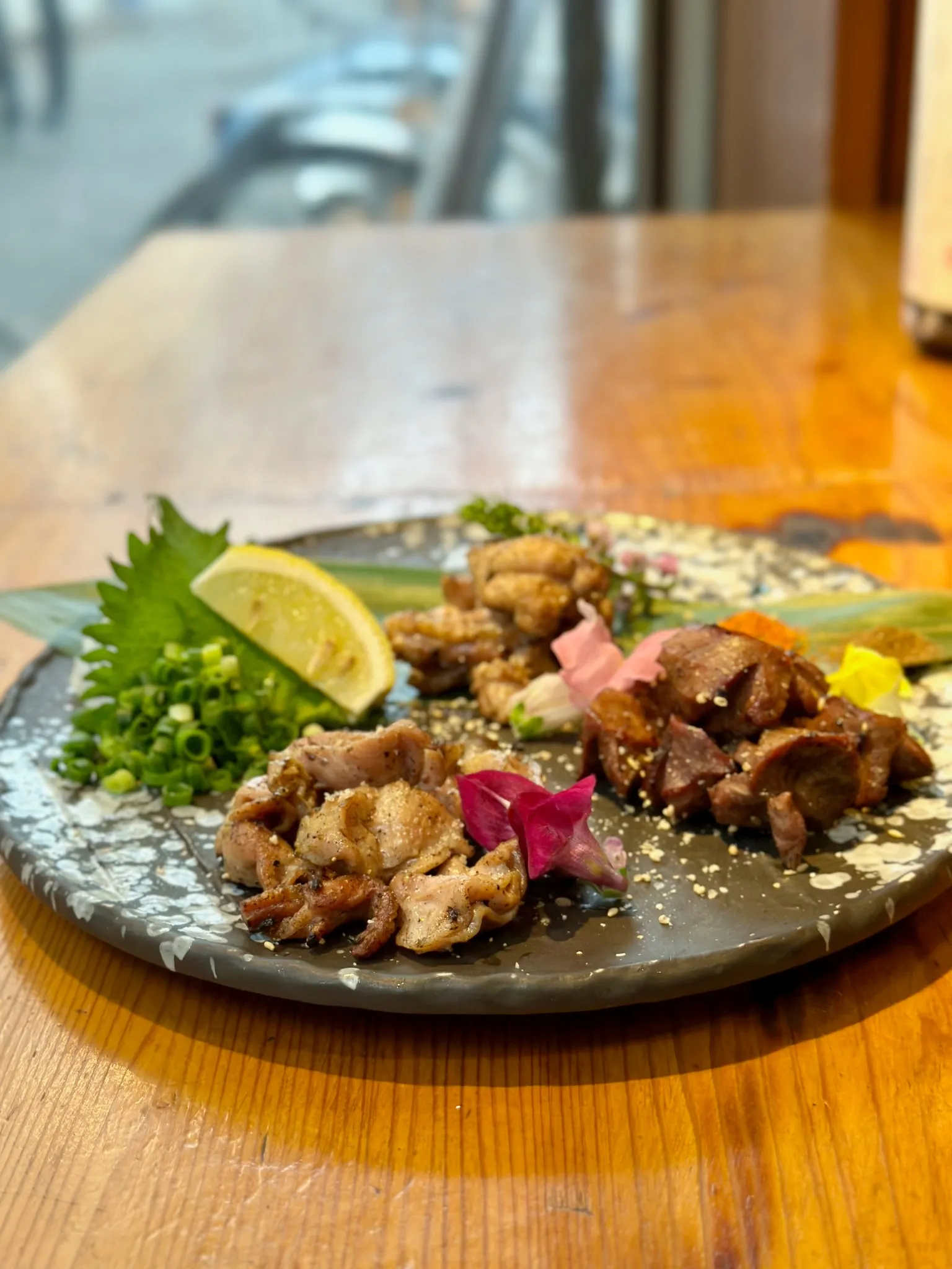 海鮮や炭焼き鳥など創作料理が充実しています！